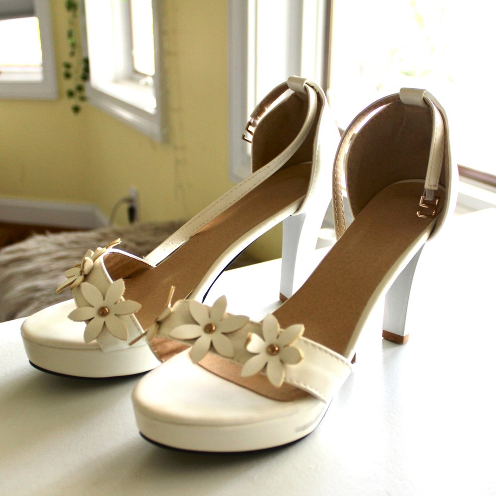 White Women's Heels with Floral Accents